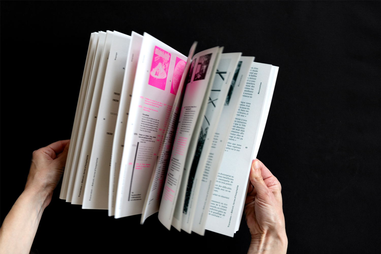 blandine dupas design graphique conception graphique du catalogue traversees detroit terres d hospitalites photo du catalogue feuillete
