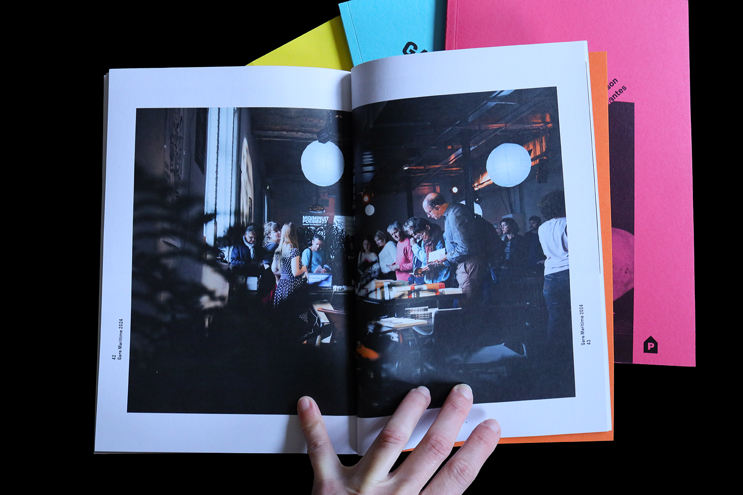 blandine dupas design graphique gare maritime conception graphique anthologie poesie contemporaine cahier photo central vue du festival midiminuitpoesie
