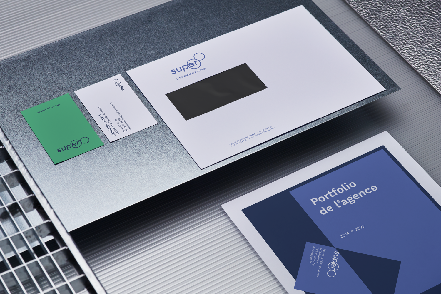 blandine dupas design graphique identite visuelle agence urbanisme paysage super 8 visuel elements papeterie avec enveloppe carte de visite et book de l agence